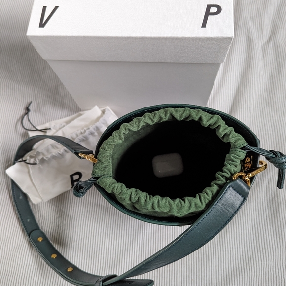 RSVP Paris Low Five Forest Green Calfskin Bucket Bag - Picture 2 of 6